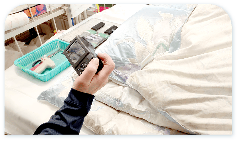 集荷・確認（傷み・ほつれをチェック）